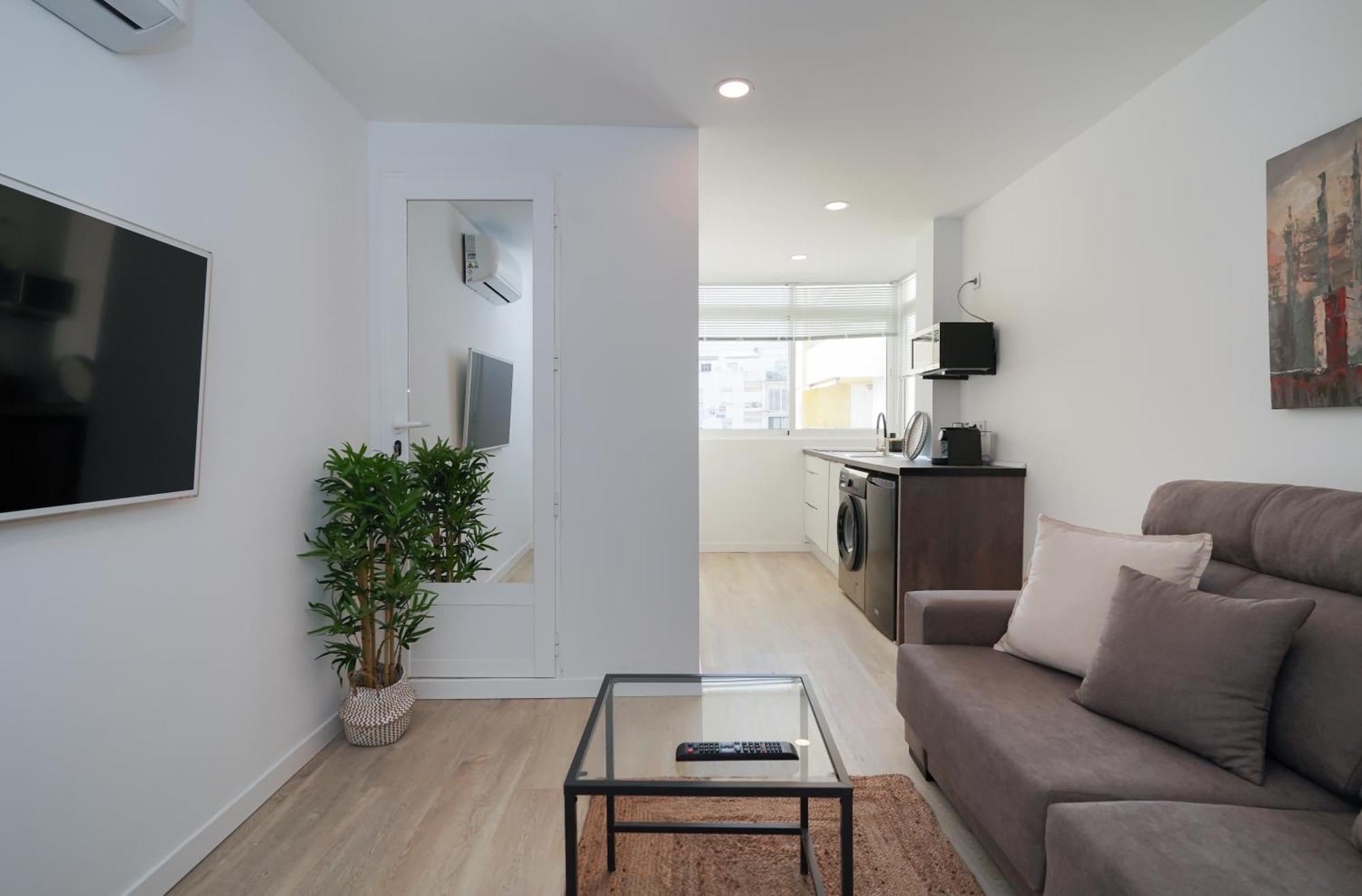 Nomad Malaga - Chic Apartament Center Torremolinos Ngoại thất bức ảnh