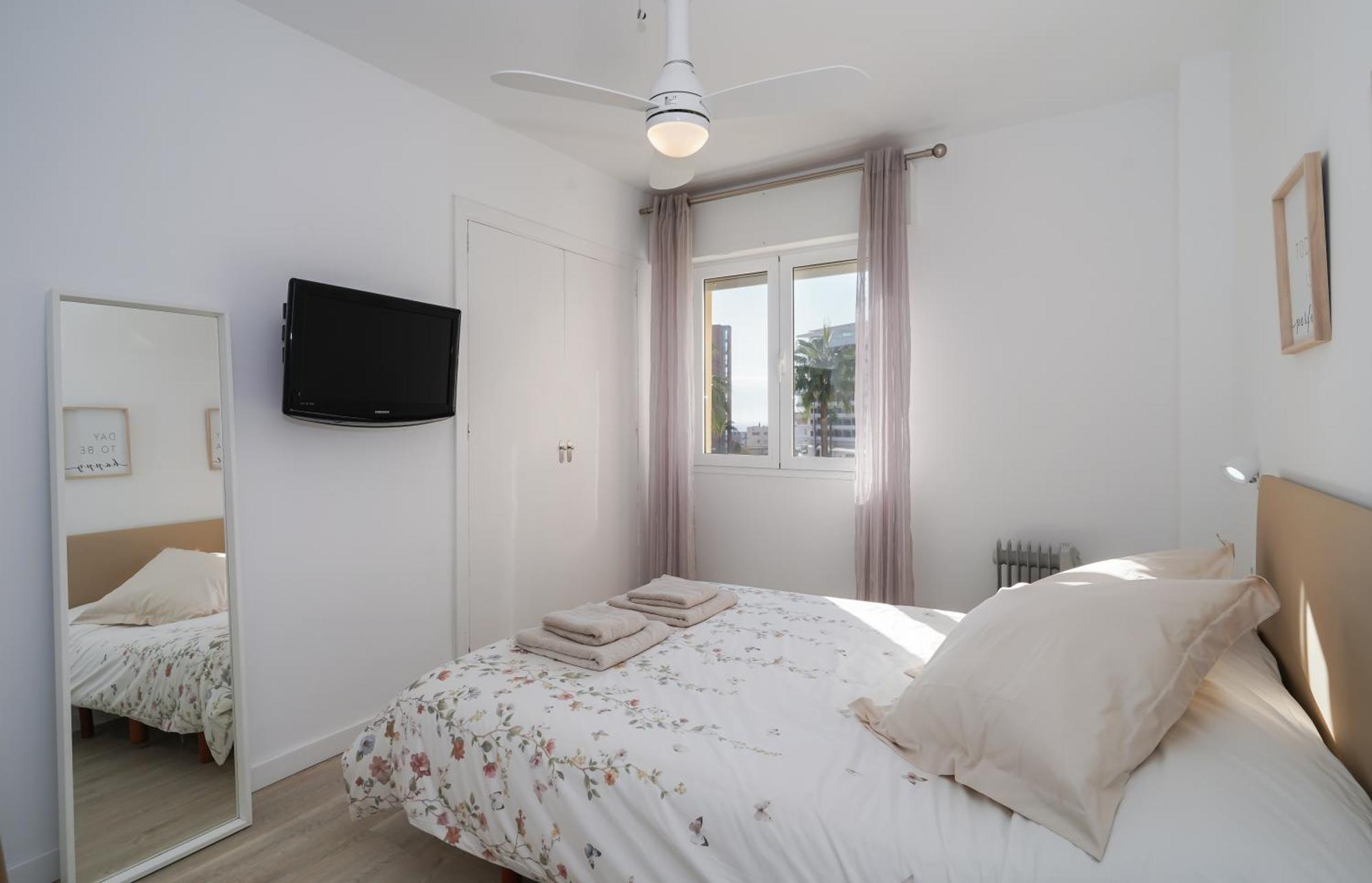 Nomad Malaga - Chic Apartament Center Torremolinos Ngoại thất bức ảnh