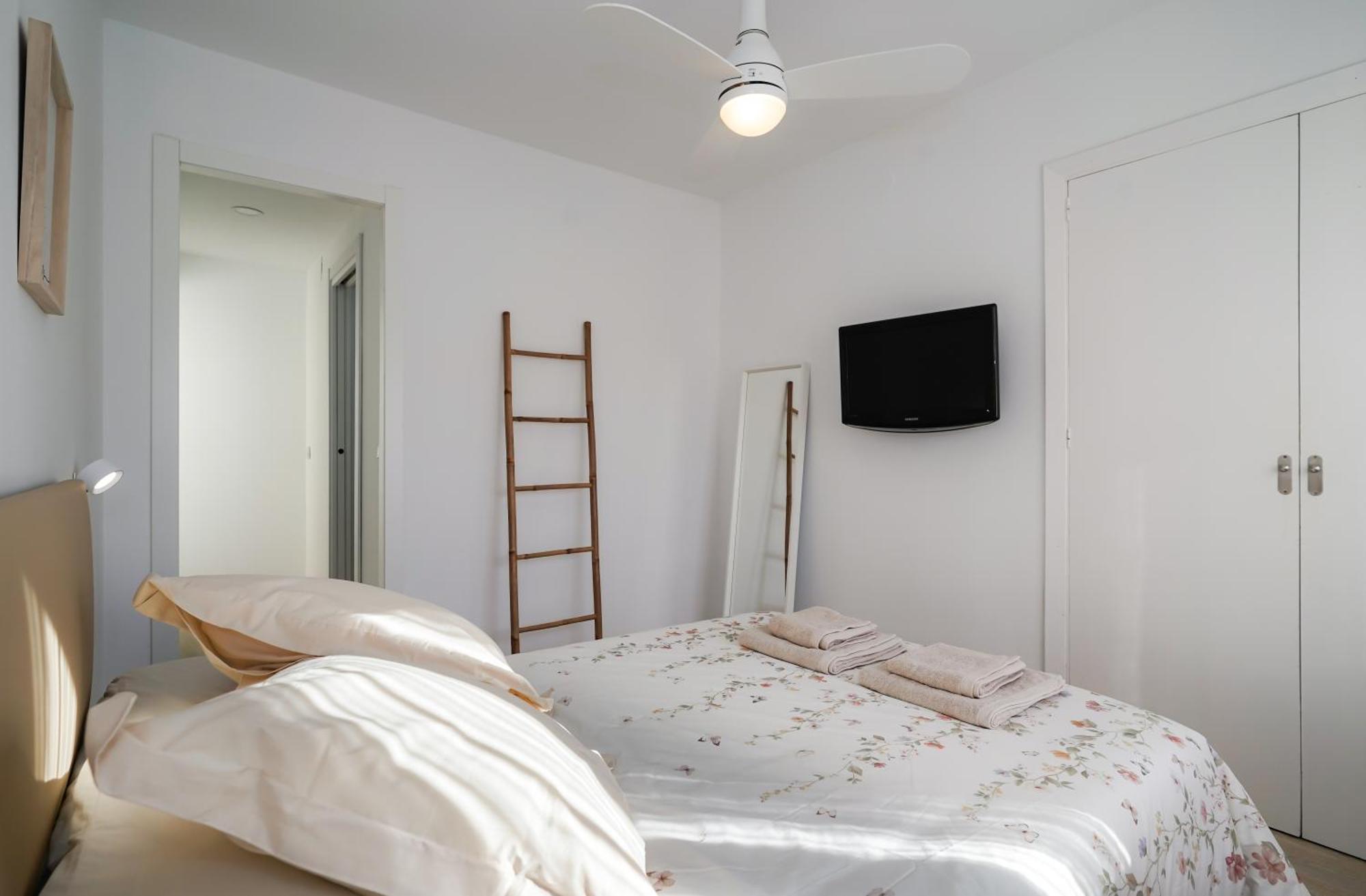 Nomad Malaga - Chic Apartament Center Torremolinos Ngoại thất bức ảnh